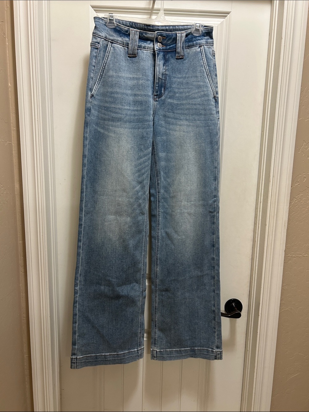 NWOT Judy Blue Light Blue High-Rise 26 Wide Leg Jeans